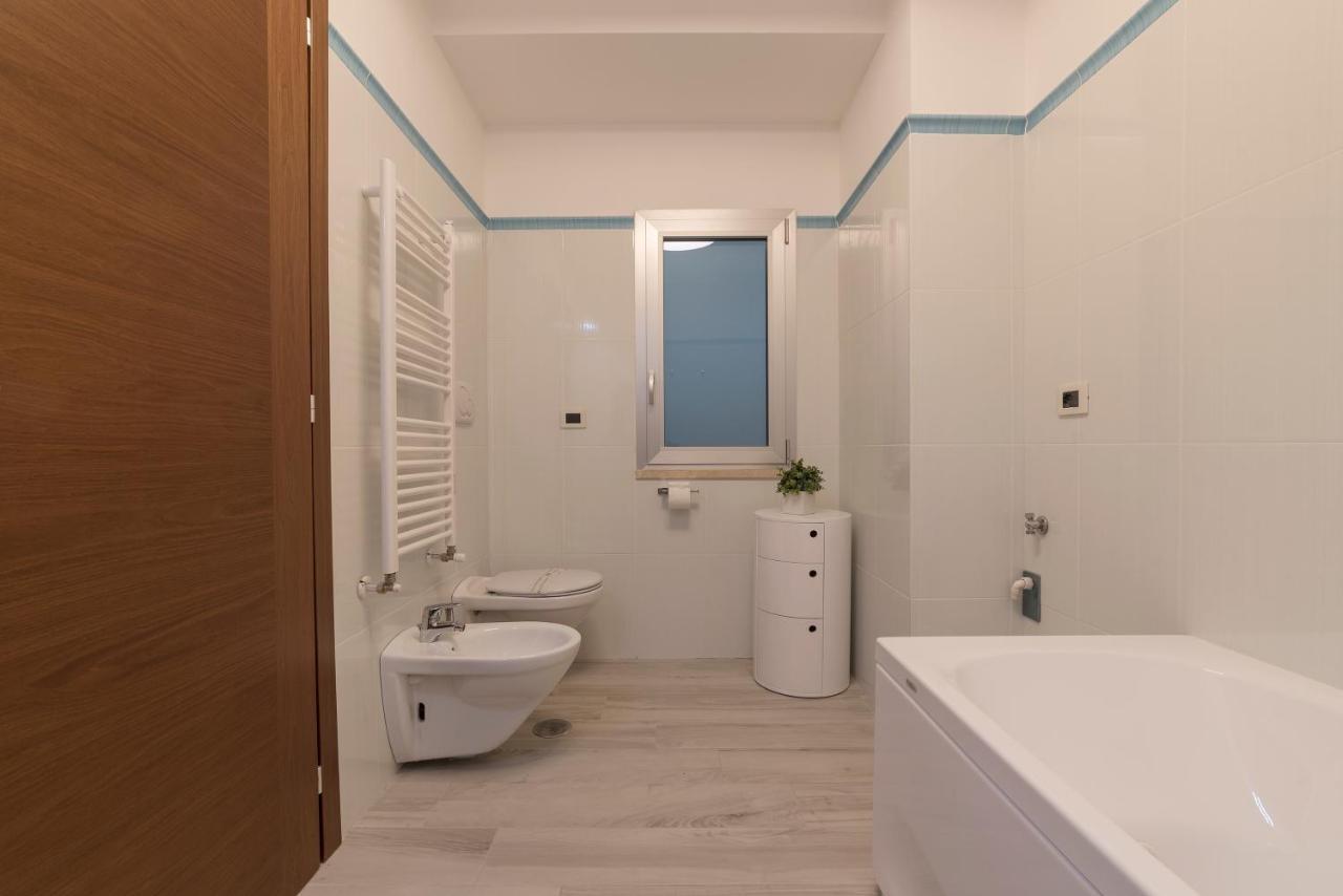 Vatican Luxury 2bd 2ba Apartment *