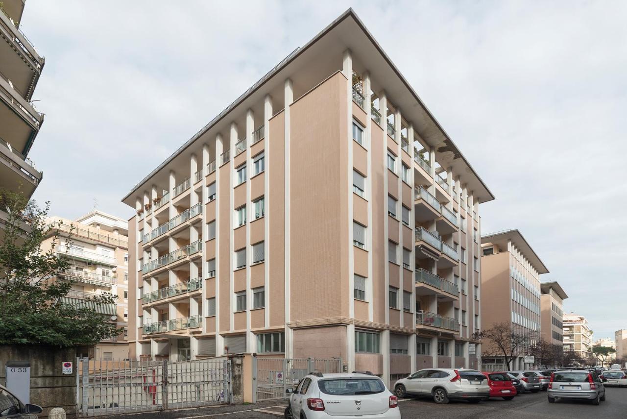 Vatican Luxury 2bd 2ba Apartment *